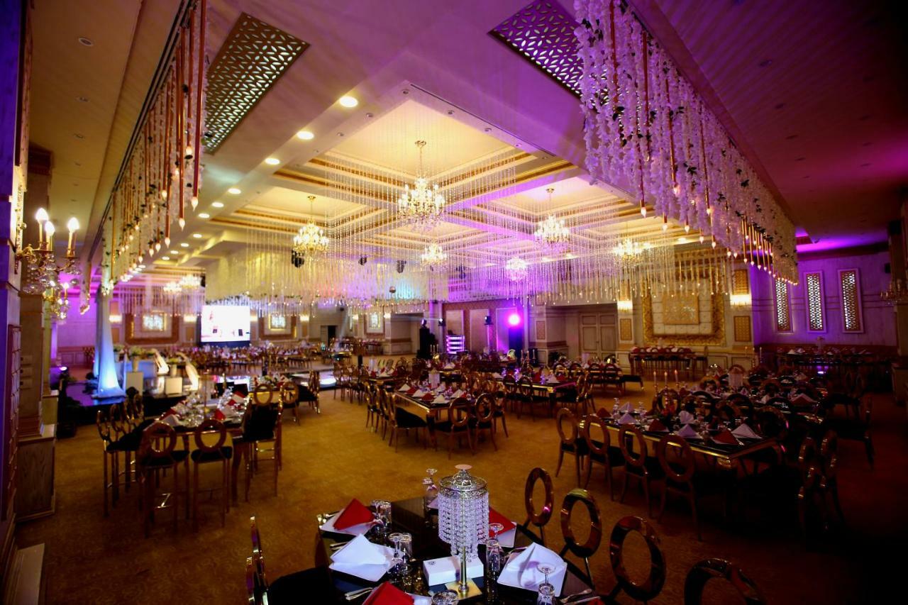 Rehana Plaza Hotel Kairo Bagian luar foto The 2011 awards ceremony