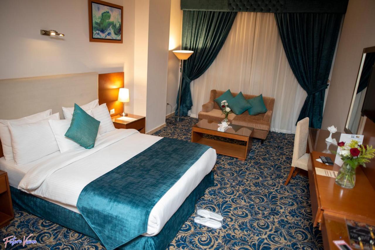 Rehana Plaza Hotel Kairo Bagian luar foto A room at the hotel